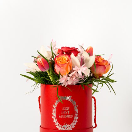 Box with Mixed Roses & Fresh Flowers