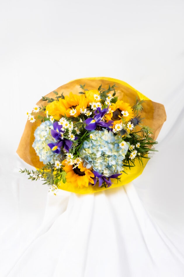 Flower Bouquet with Sunflowers & Hydrangeas